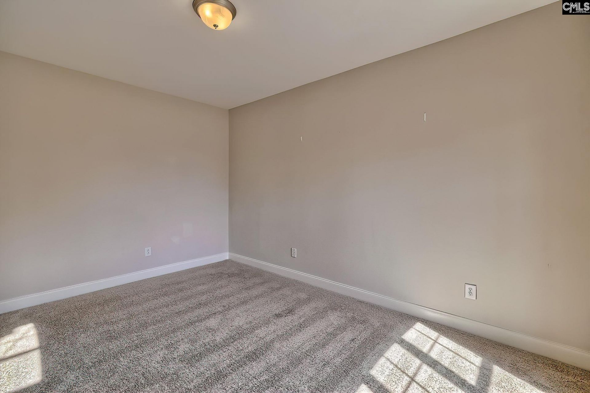 567 Bronze Drive Photo 13