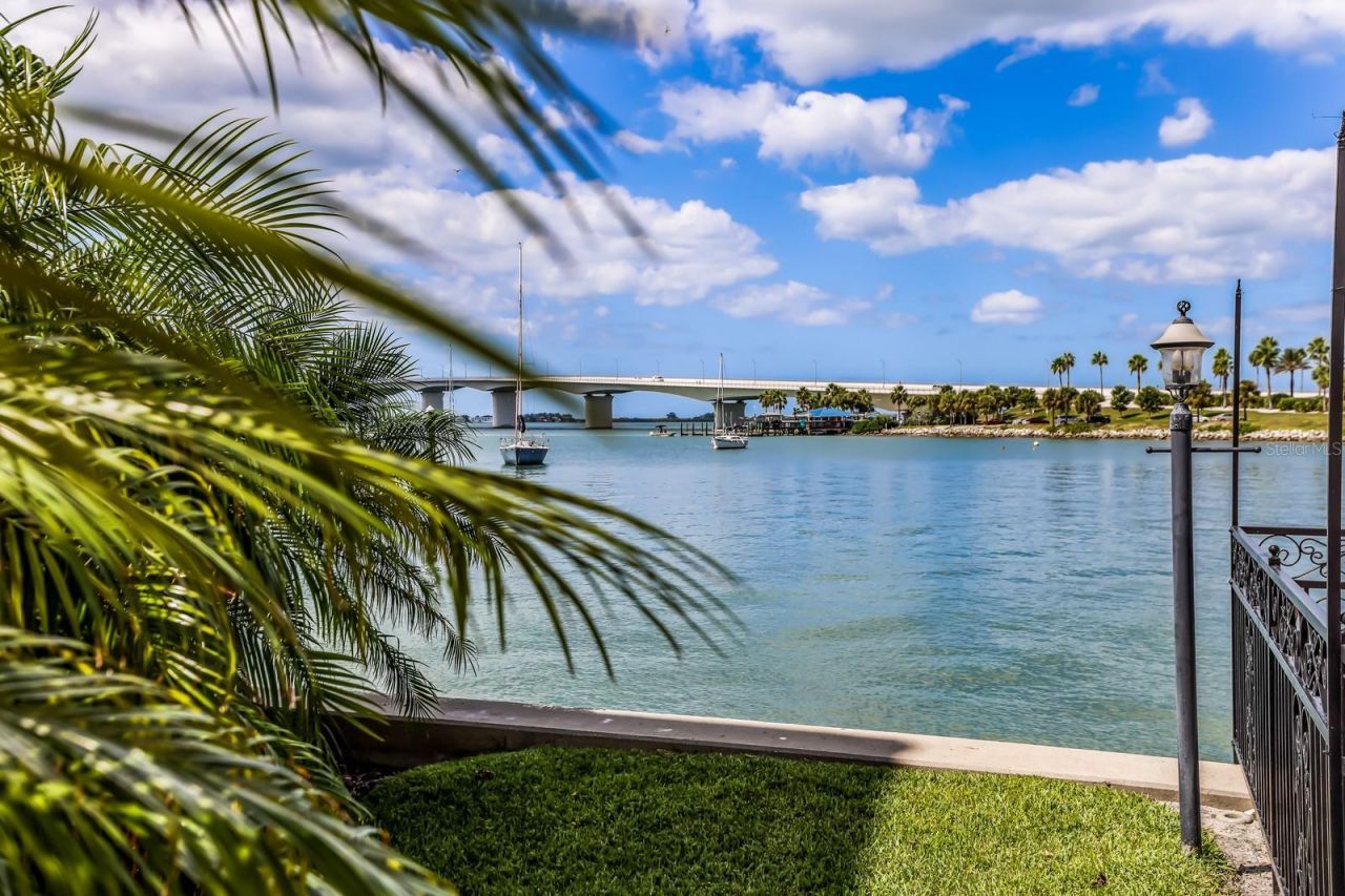 161 Golden Gate Point , Sarasota, FL 34236 Photo