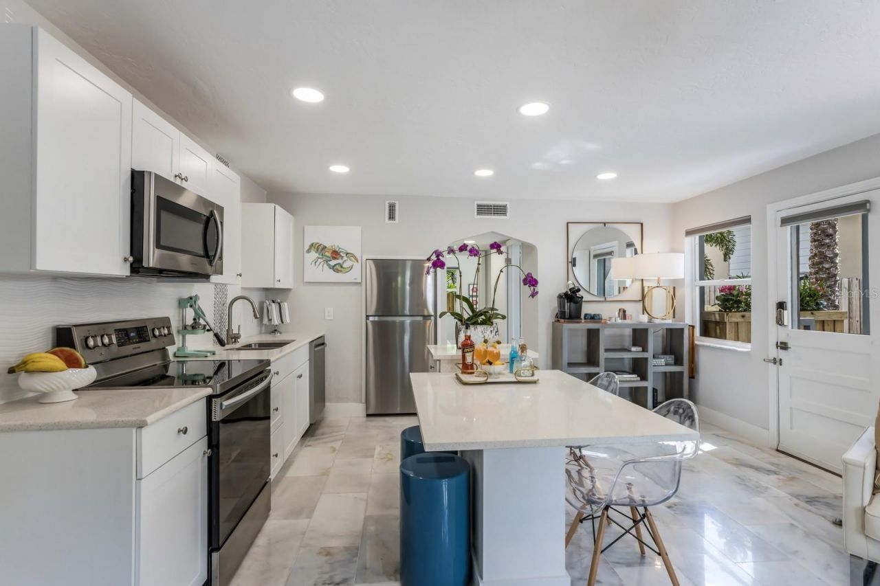 161 Golden Gate Point , Sarasota, FL 34236 Photo