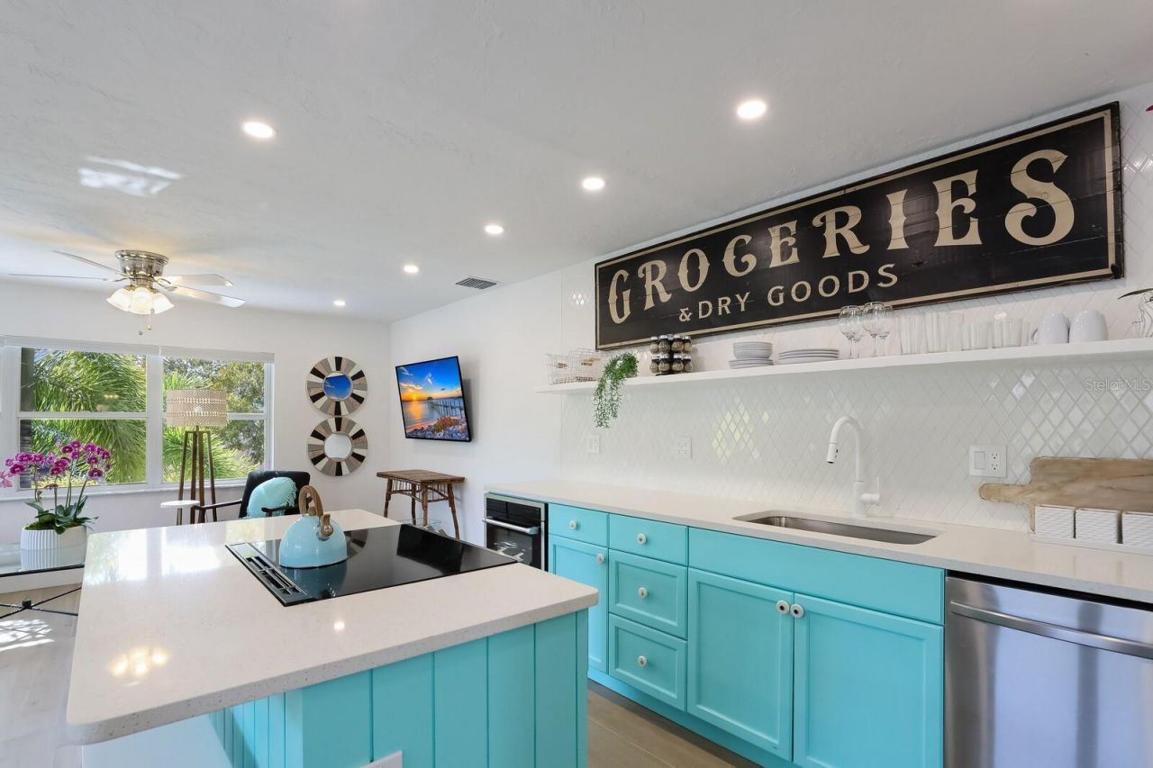 161 Golden Gate Point , Sarasota, FL 34236 Photo