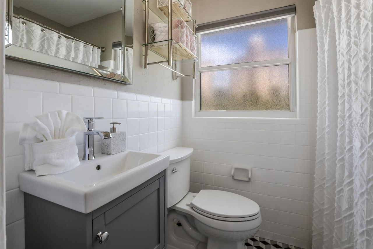 161 Golden Gate Point , Sarasota, FL 34236 Photo