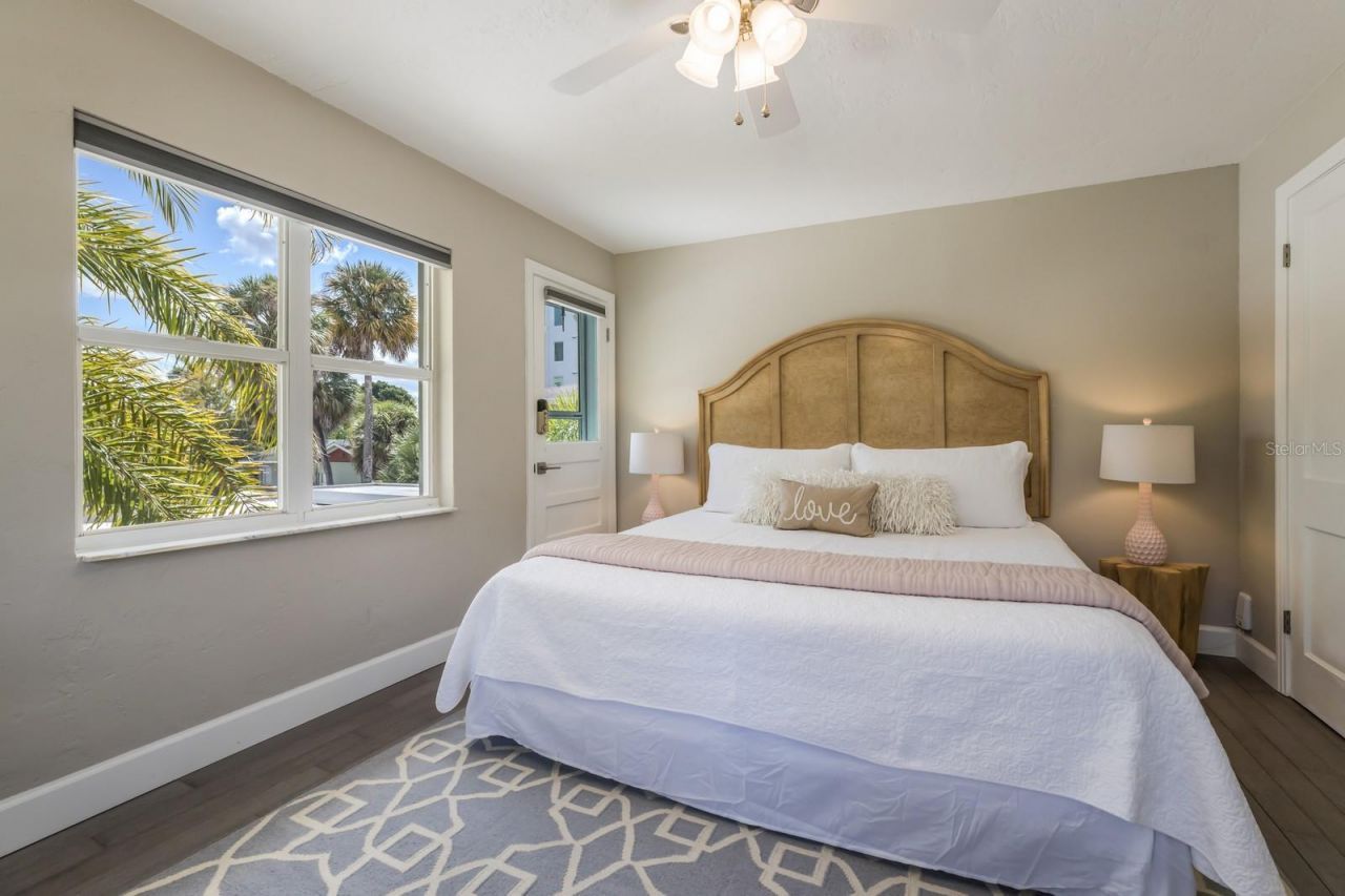 161 Golden Gate Point , Sarasota, FL 34236 Photo