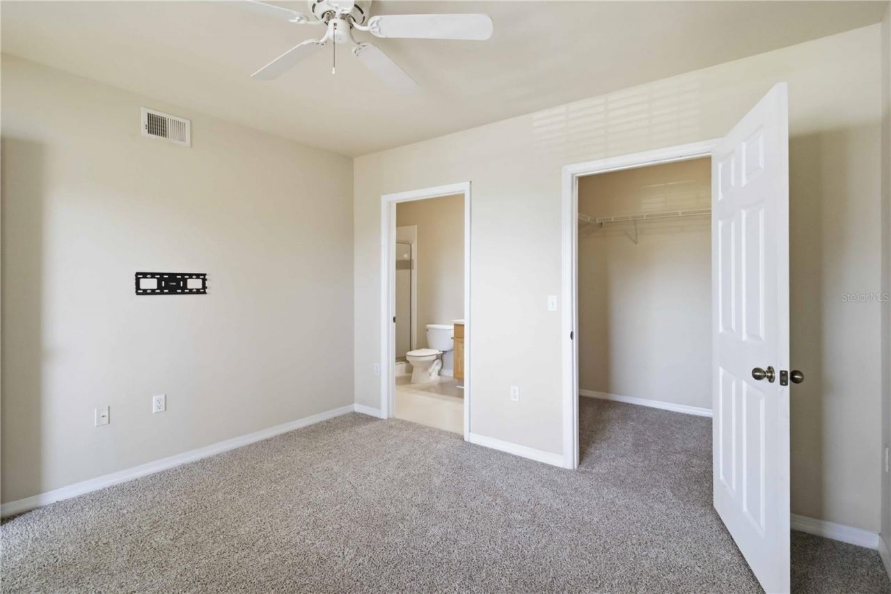 1015 Villagio Circle , Unit 201, Sarasota, FL 34237 Photo