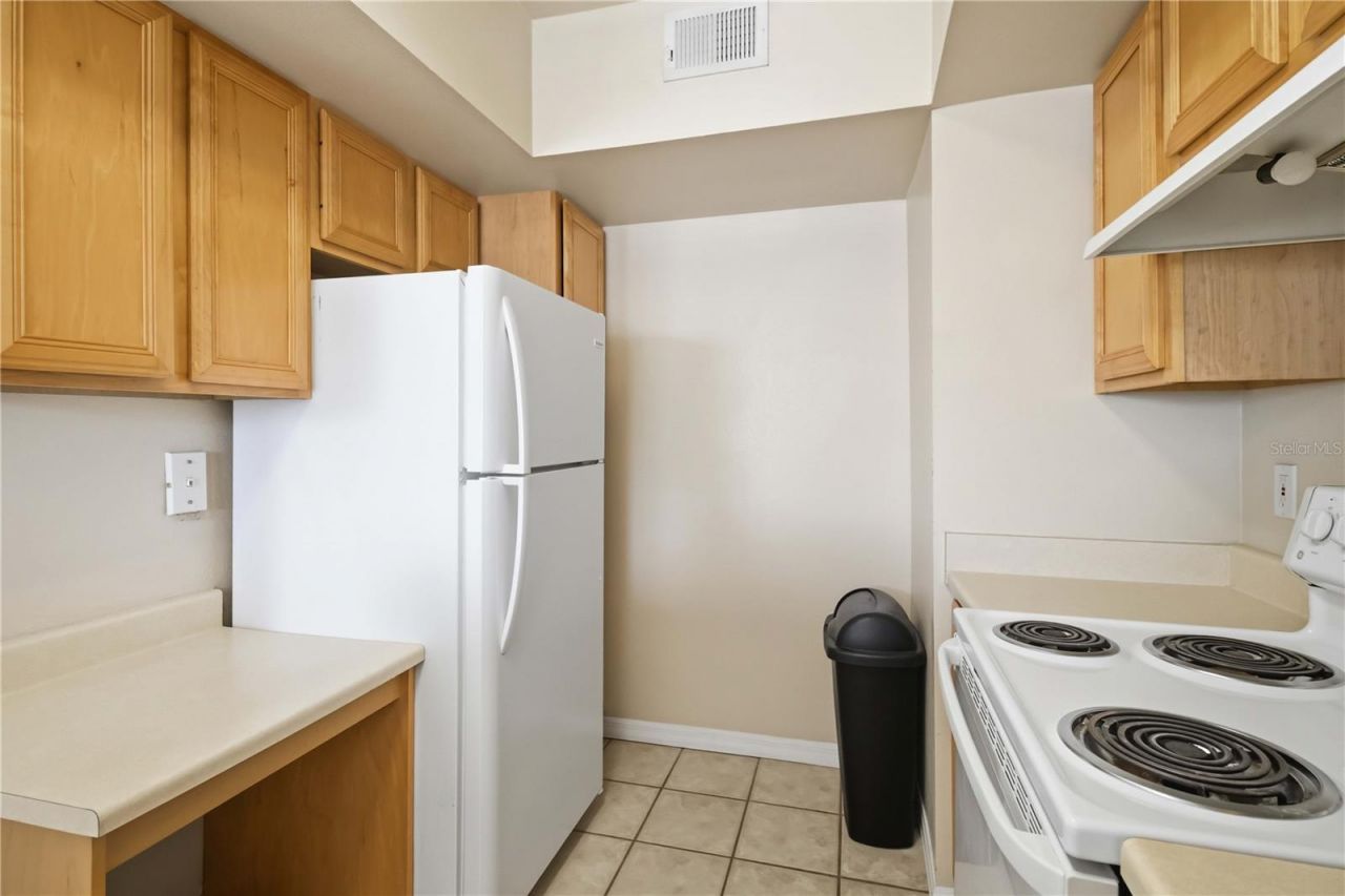 1015 Villagio Circle , Unit 201, Sarasota, FL 34237 Photo