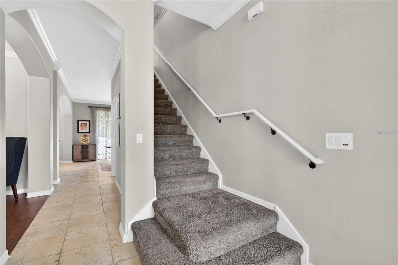 303 W Blue Water Edge Drive , Eustis, FL 32736 Photo