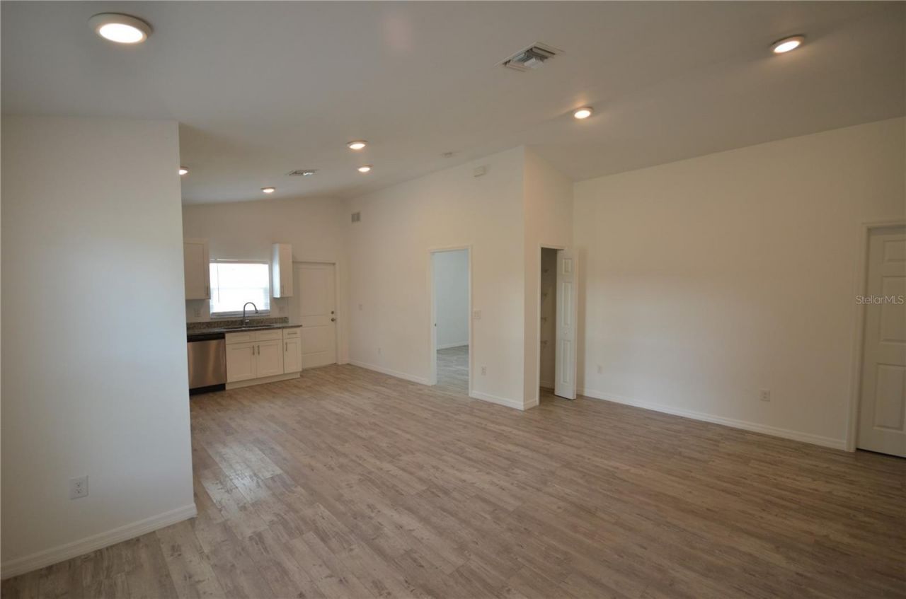 2225 Carver Avenue , Fort Myers, FL 33916 Photo