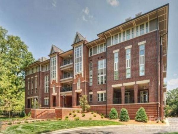2100 Queens Road W, Unit Entertaine, Charlotte, NC 28207