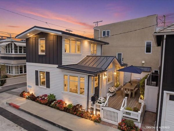104 Onyx Avenue, Newport Beach, CA 92662