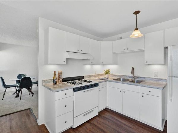 500 Glenwood Circle, Unit 224, Monterey, CA 93940