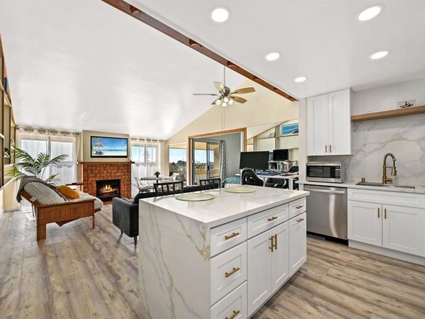 1855 Diamond St, Unit 5-327, San Diego, CA 92109