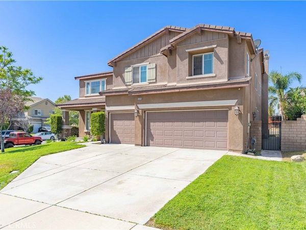 18085 Tanzanite, San Bernardino, CA 92407