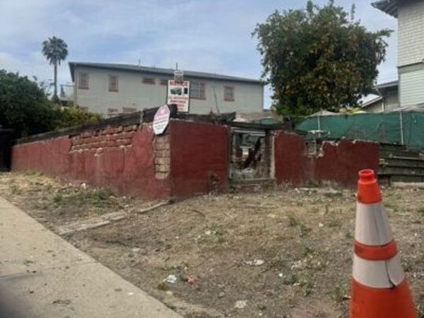 1222 Bellevue Avenue , Los Angeles, CA 90026