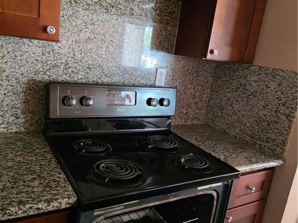 929 W Sierra Madre, Azusa, CA 91702