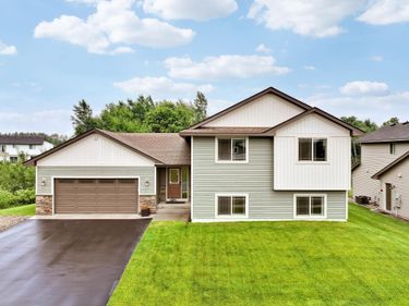 8210 383rd Street, North Branch, MN 55056