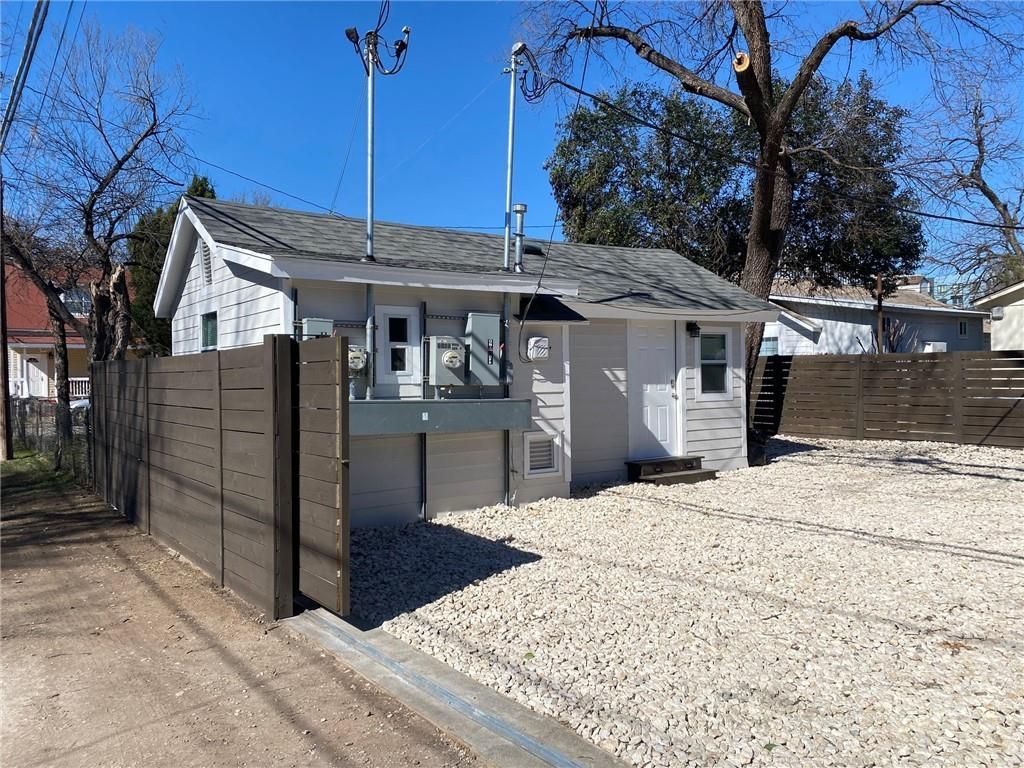 1105 E 3rd St , Unit B, Austin, TX 78702 Main Photo