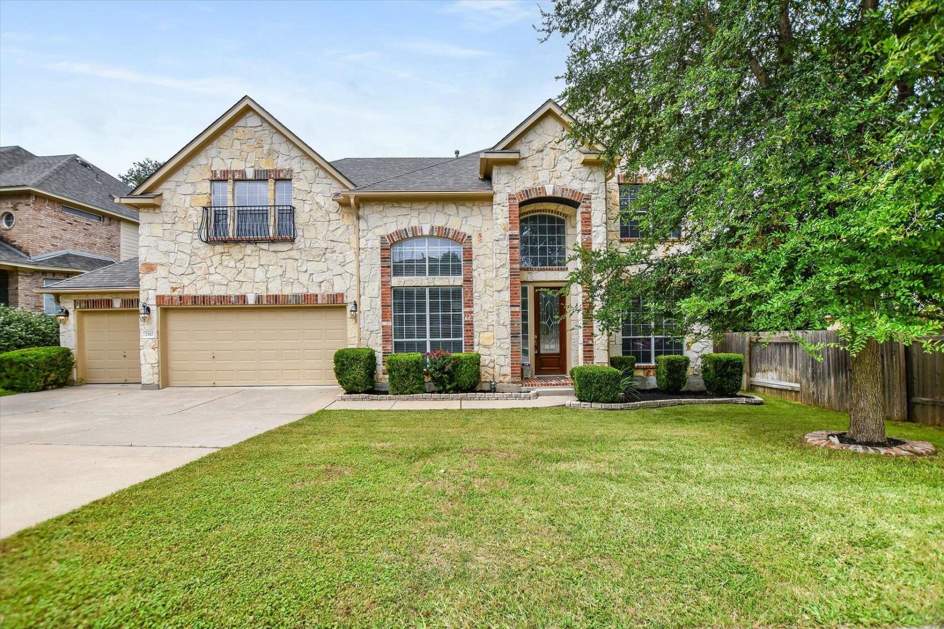 2512 Armatrading Dr , Cedar Park, TX 78613 Main Photo