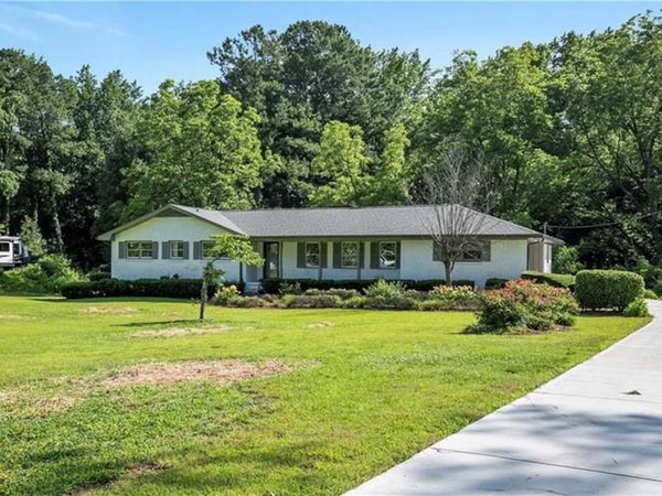 2606 Green Valley Drive NW, Norcross, GA 30071