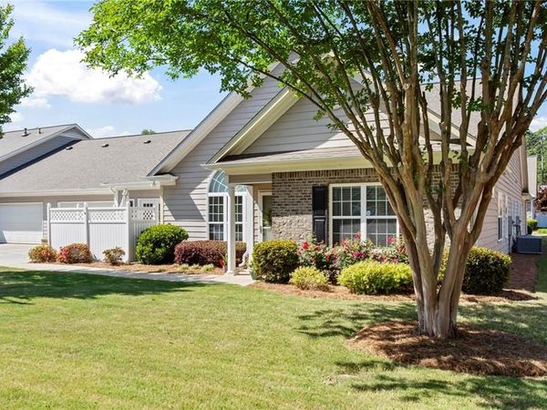 226 Hames Road, Unit 120, Woodstock, GA 30188