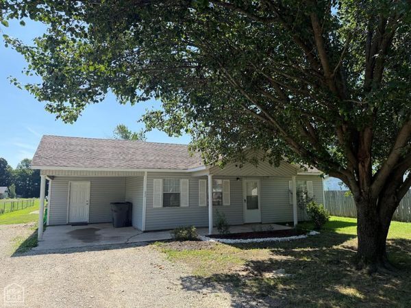 211 N 18th Avenue, Paragould, AR 72450
