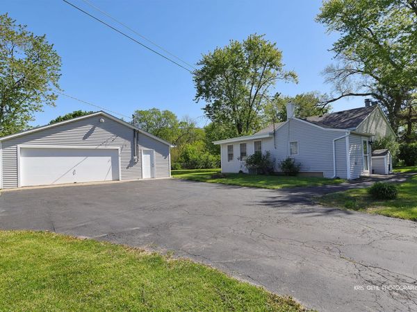 38690 N Green Bay Road , Beach Park, IL 60087