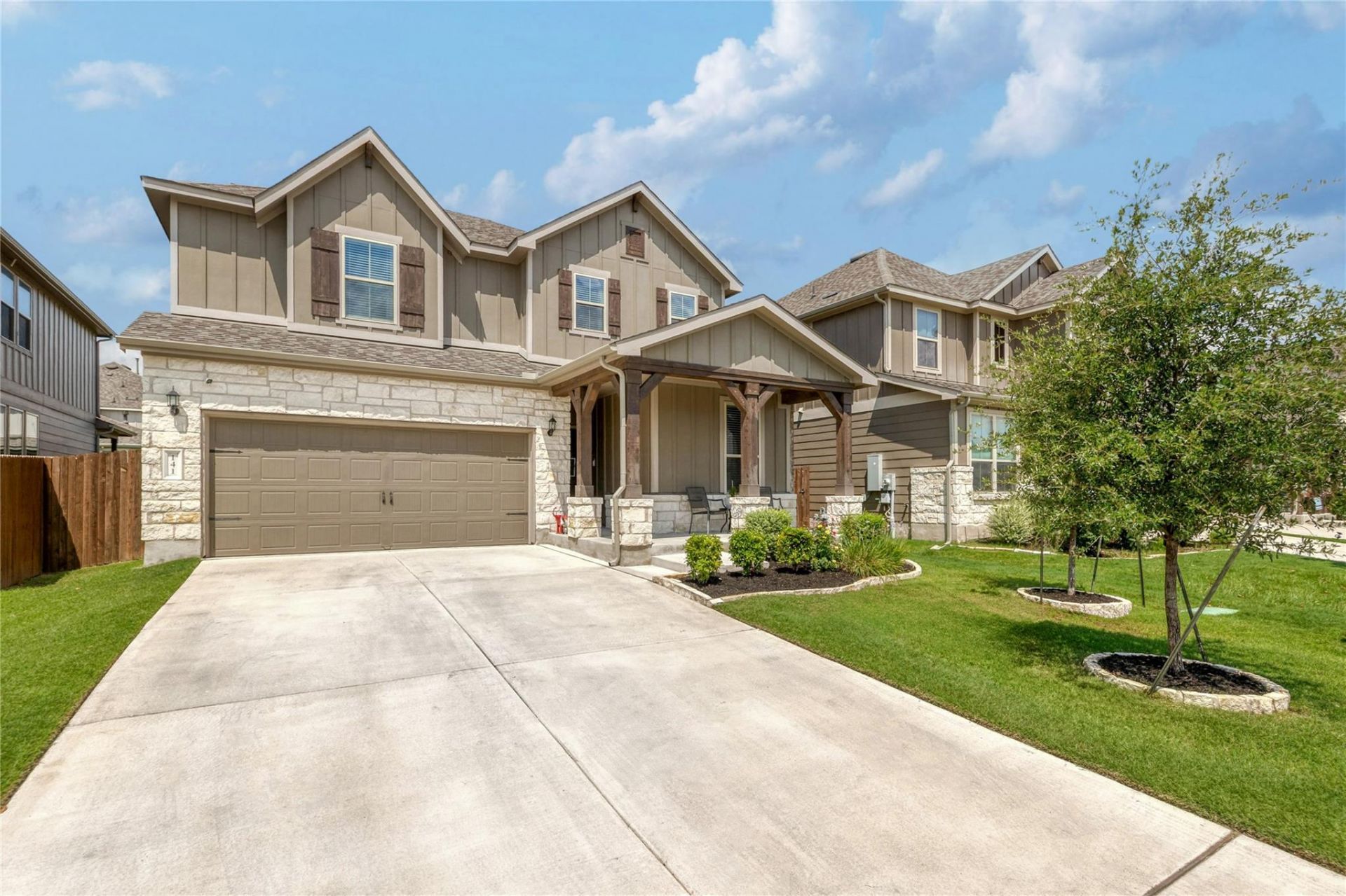 141 Janelle Ln , Liberty Hill, TX 78642 Main Photo