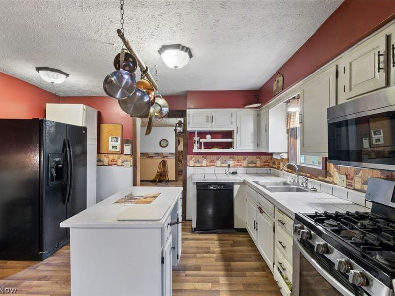 2377 Greensburg Road , North Canton, OH 44720 Photo 17