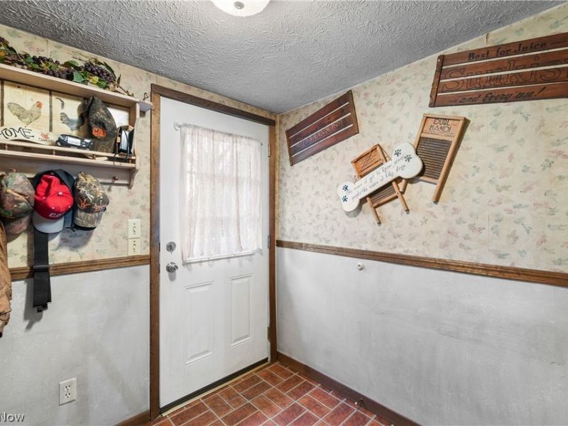 2377 Greensburg Road , North Canton, OH 44720 Photo 23