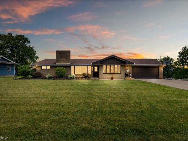 546 Township Road 108a , Adena, OH 43901