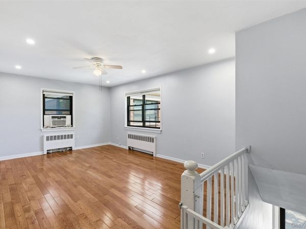 220-17 75th Avenue , Unit 85A2, Oakland Gardens, NY 11364