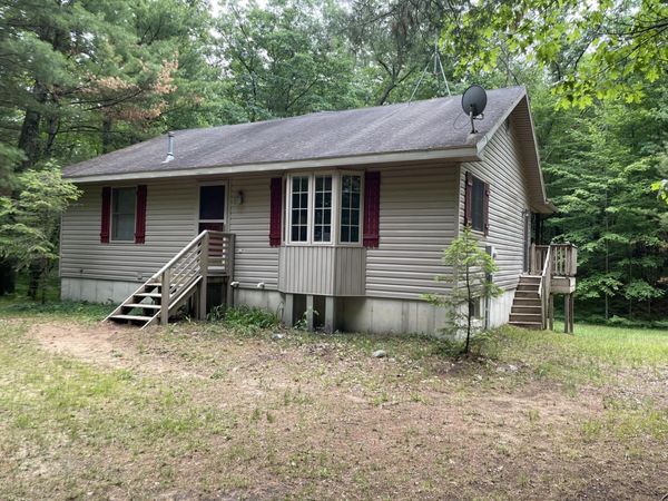 8725 W River Road, Irons, MI 49644