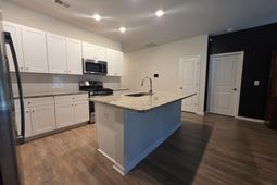 145 Cypress Tree Loop photo 4