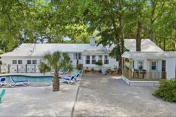 230 Cedar Point Ave.  photo 4