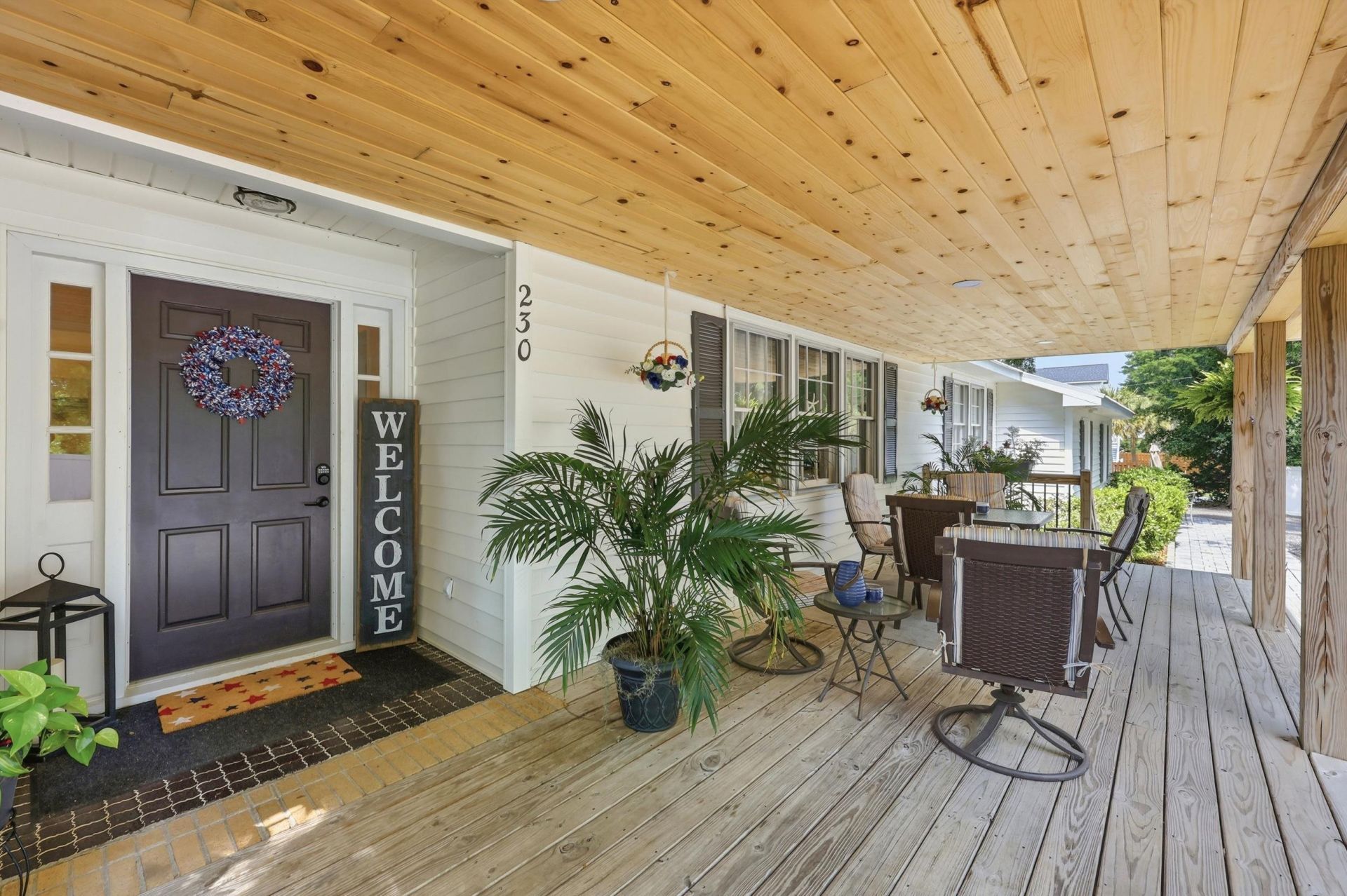 230 Cedar Point Ave.  Photo 6