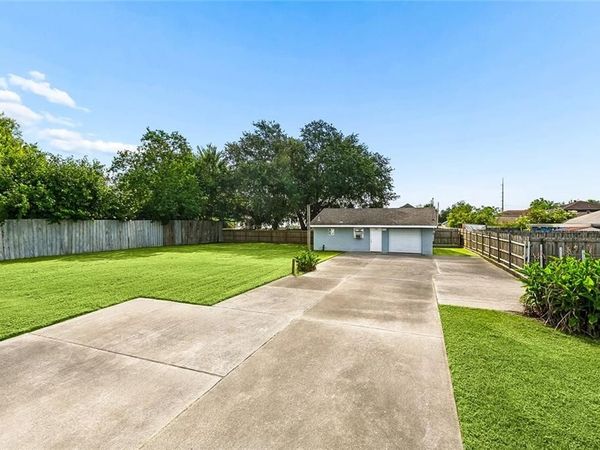 3613 BUFFON Street, Chalmette, LA 70043