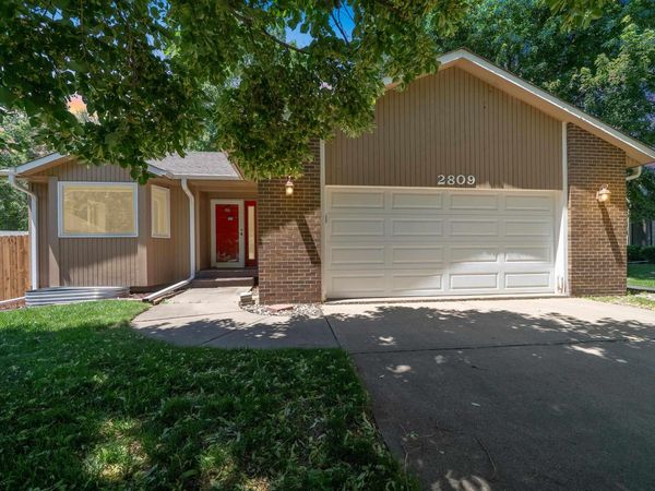 2809 S Whetstone Cir, Sioux Falls, SD 57103