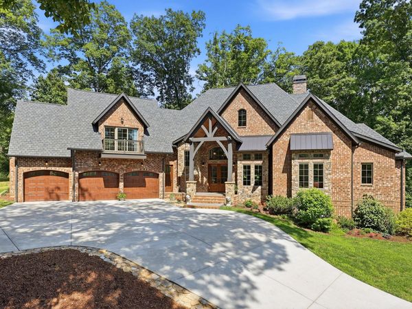 176 Geneve Lane, Cleveland, TN 37311