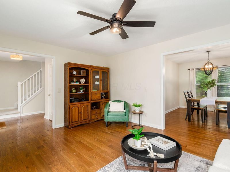 818 Hensel Woods Road, Columbus, OH 43230 Photo 4