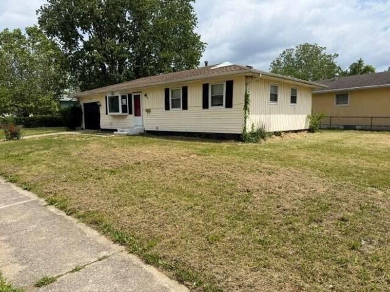 1852 Bar Harbor Road , Columbus, OH 43219 Photo 2