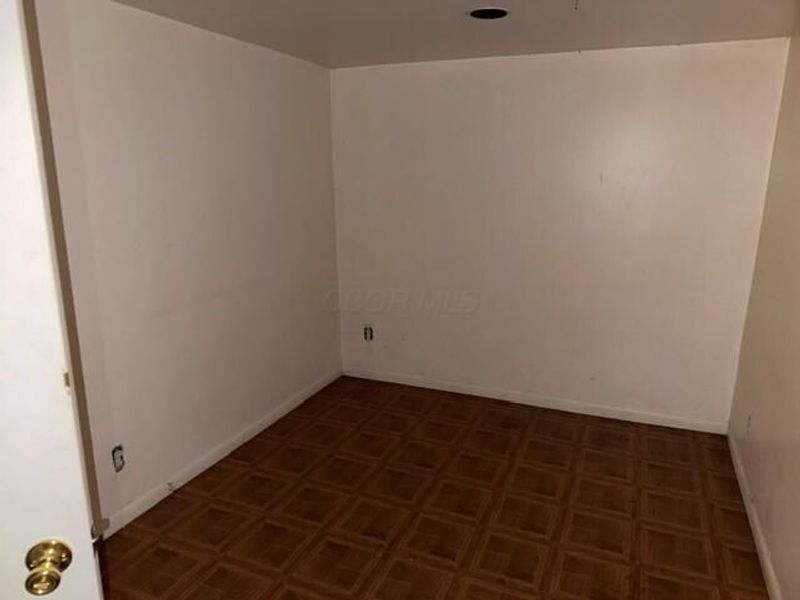 1852 Bar Harbor Road , Columbus, OH 43219 Photo 20