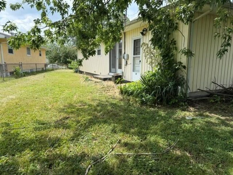 1852 Bar Harbor Road , Columbus, OH 43219 Photo 4