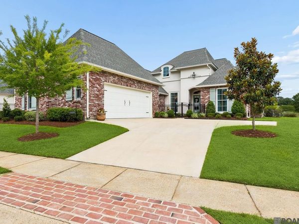 19331 Garden Lake Ct, Baton Rouge, LA 70809