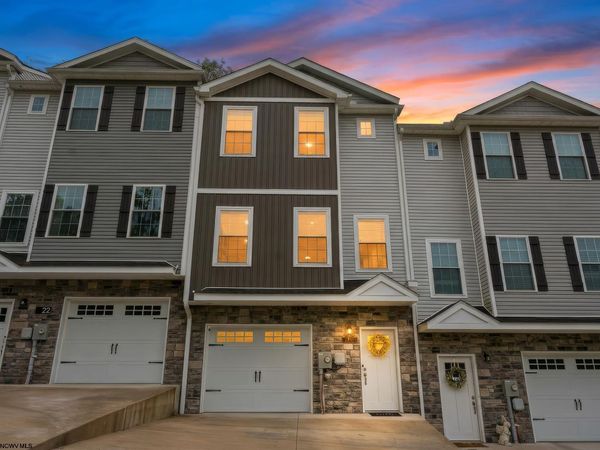20 MISTY Lane, Fairmont, WV 26554