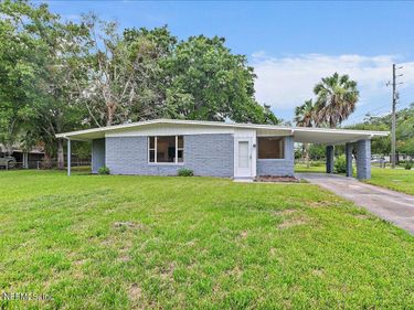 6903 CLOVIS Road, Jacksonville, FL 32205