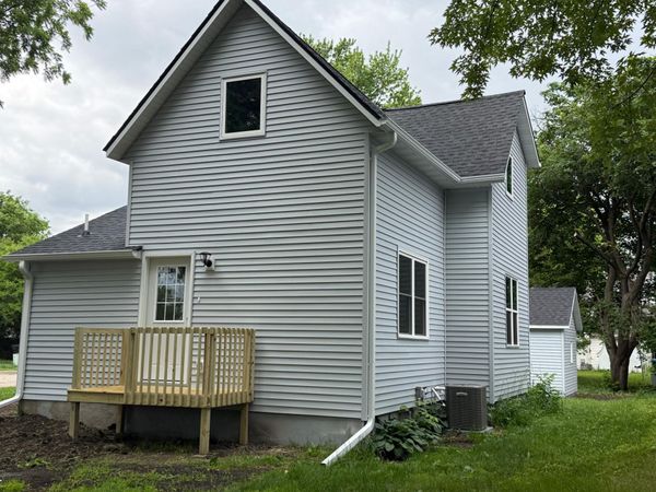 1203 Apel Avenue, Worthington, MN 56187