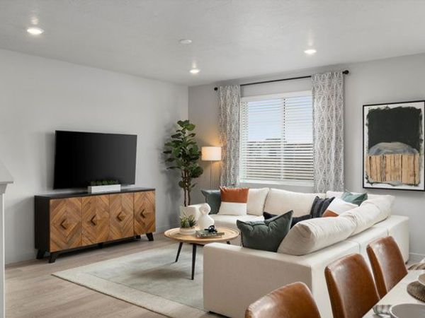 822 N 260 E, Unit 208, Santaquin, UT 84655