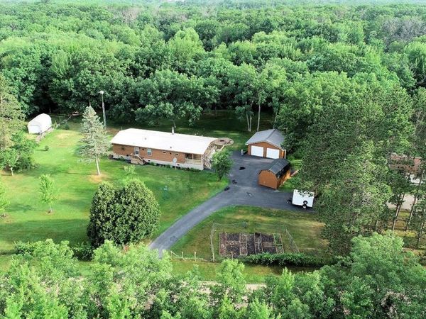 W2076 Amherst Road, Lyndon Station, WI 53944