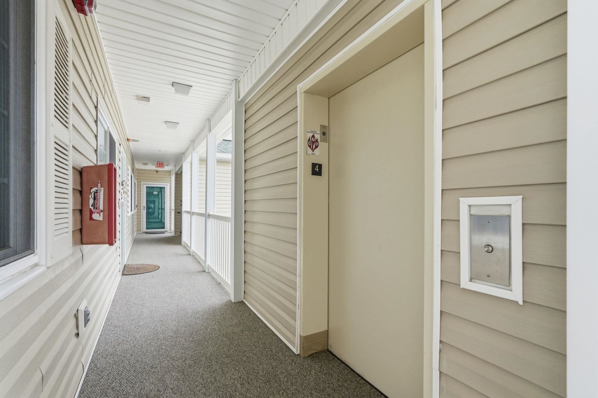 1100 Commons Blvd. Photo 33