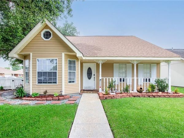 3753 ASHTON Drive , Destrehan, LA 70047