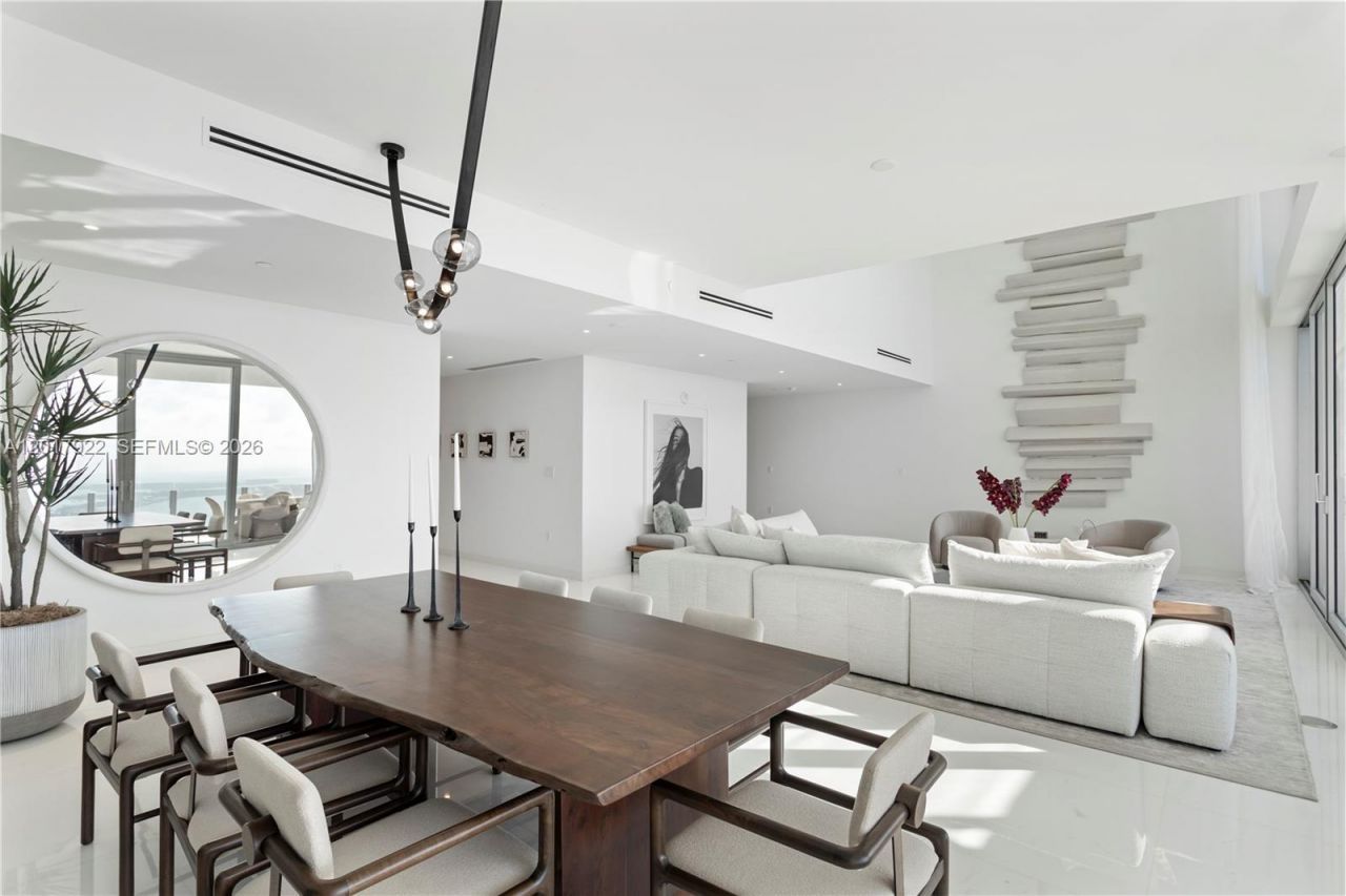 300 Biscayne Boulevard Way , Unit 5002E, Miami, FL 33131 Photo
