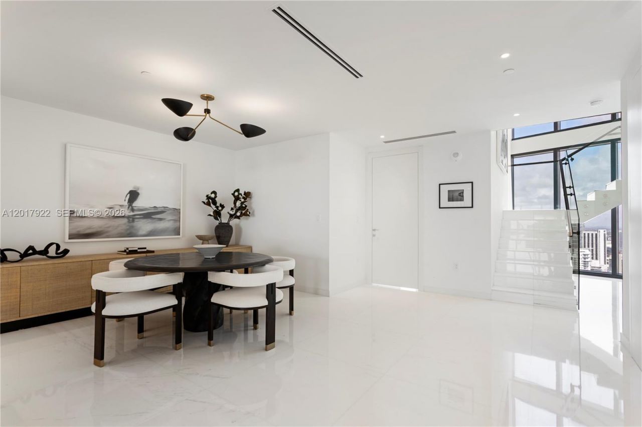 300 Biscayne Boulevard Way , Unit 5002E, Miami, FL 33131 Photo